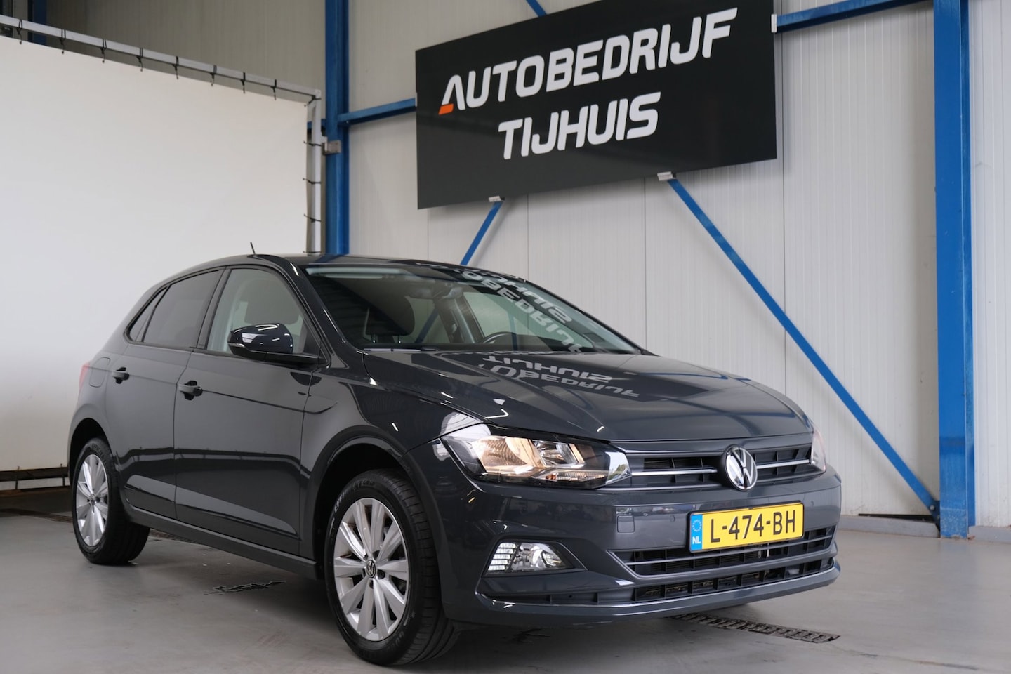 Volkswagen Polo - 1.0 TSI Highline Automaat - N.A.P. Airco, Cruise, Navi, Camera, Carplay, Virtueel display. - AutoWereld.nl