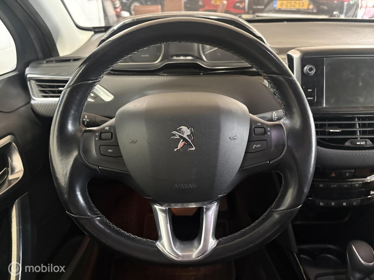 Peugeot 2008 - 1.2 PureTech Allure Automaat - Apk - Navi - Cruise