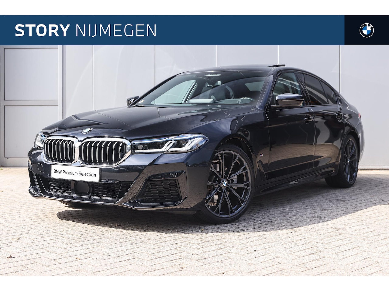 BMW 5-serie - 520d High Executive M Sport Automaat / Schuif-kanteldak / Trekhaak / Laserlight / Stoelven - AutoWereld.nl