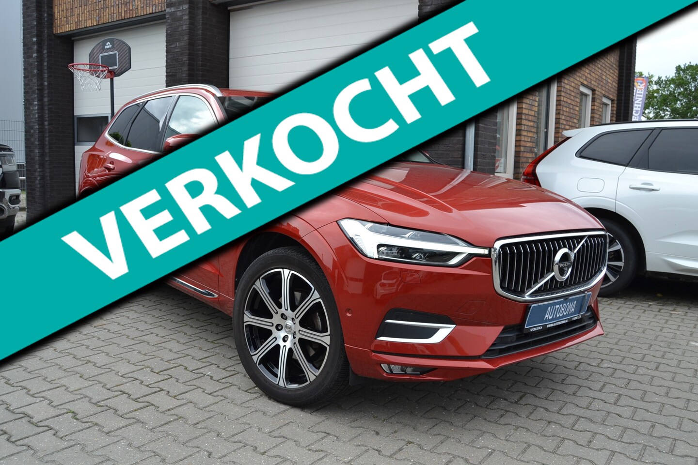 Volvo XC60 - 2.0 T5 AWD Inscription Panoramadak, 360 camera, head-up - AutoWereld.nl