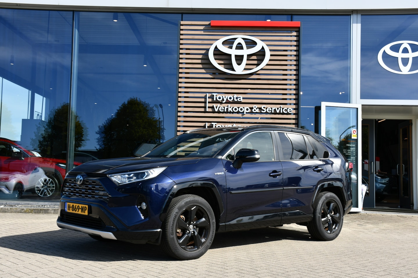 Toyota RAV4 - 2.5 Hybrid Style Limited automaat 218pk | Elektrische Achterklep | Trekhaak | Alarm Klasse - AutoWereld.nl