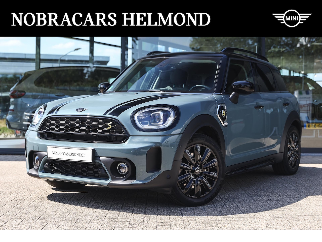 MINI Countryman - Cooper S E ALL4 Classic Automaat / Comfortstoelen / LED / Active Cruise Control / Achterui - AutoWereld.nl
