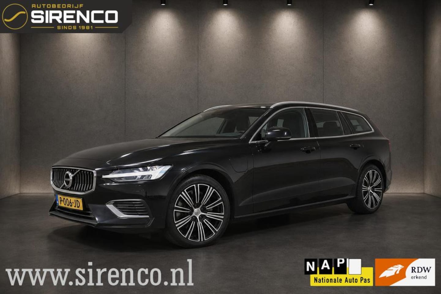 Volvo V60 - 2.0 T6 Recharge AWD Inscription | leder comfort zetels | 341pk | stoel en stuur verwarming - AutoWereld.nl
