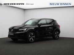 Volvo XC40 - 2.0 B4 Plus Dark / Pano. dak / Elektr. stoelverstelling / Stoel- + stuurwielverwarming / H