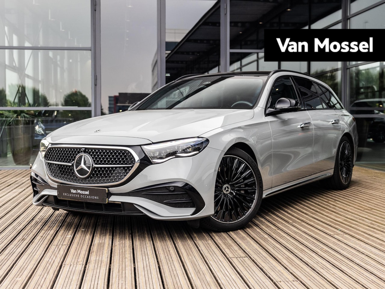 Mercedes-Benz E-klasse Estate - 300 e Sport Edition | AMG LINE | ALPINE GRIJS | BURMESTER | SUPERSCREEN | STOELMEMORY | TR - AutoWereld.nl