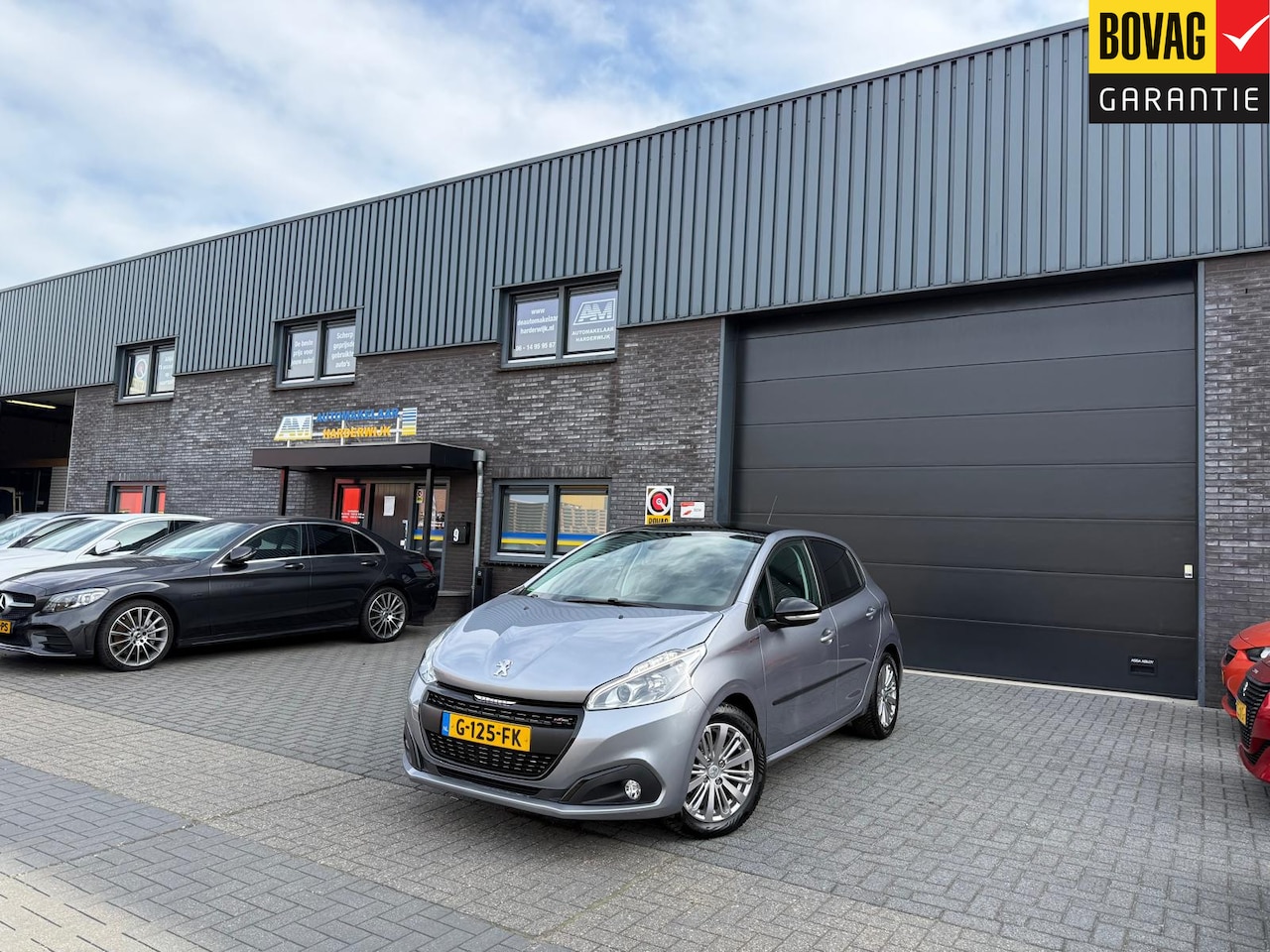 Peugeot 208 - 1.2 110PK GT-Line | 1E EIGENAAR | 3/6/12 MND GARANTIE | AUTOMAAT | PANO | NAVI | CARPLAY | - AutoWereld.nl