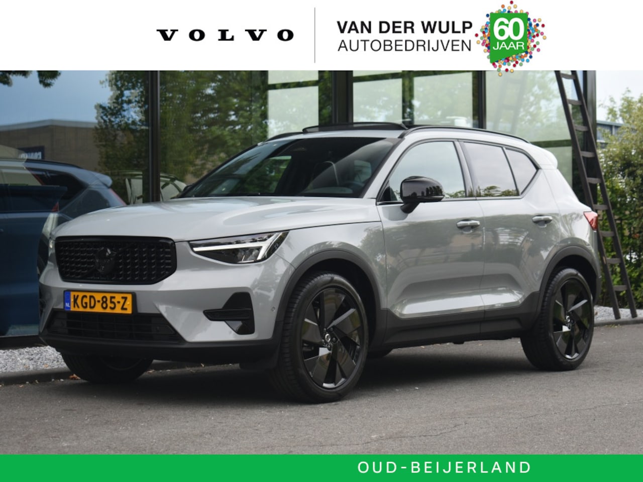 Volvo XC40 - B4 197pk Plus Black Edition | Trekhaak | 360 | SchuifDak - AutoWereld.nl