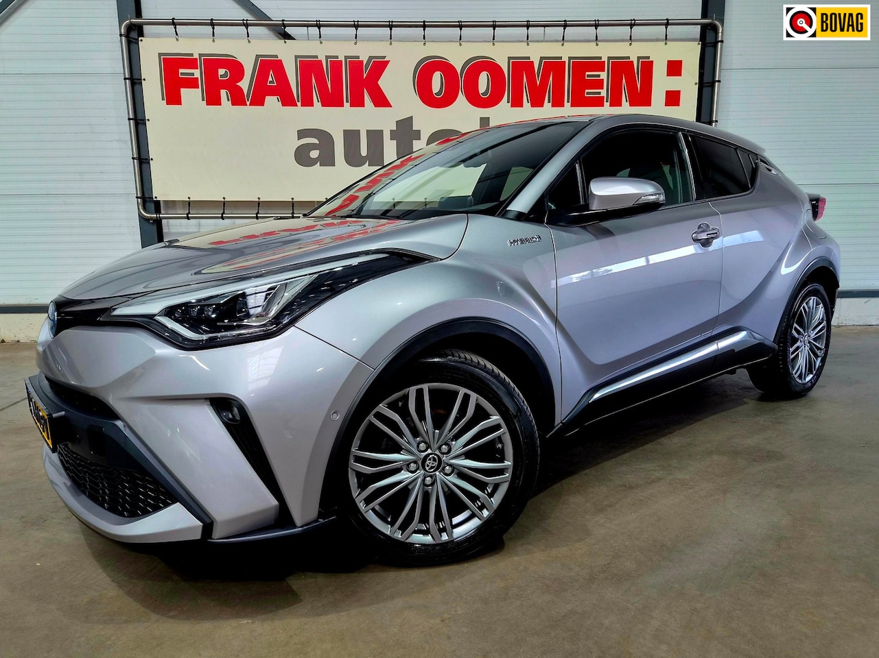 Toyota C-HR - 1.8 Hybrid Adventure + Dealer OH|Keyless|Camera|Navi|Apple|Android|DAB|Dodehoek|Lane|LED|1 - AutoWereld.nl