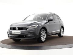 Volkswagen Tiguan - 1.4 TSI eHybrid 245pk DSG Life Business · Camera · Inklap. Trekhaak · Dodehoeksensor · ACC