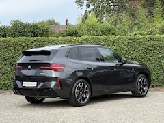 BMW X3 - 30e xDrive | M-Sport Pro | CoPilot | Harman/Kardon | Stuur + Stoelverw. | Elek. Stoelverst