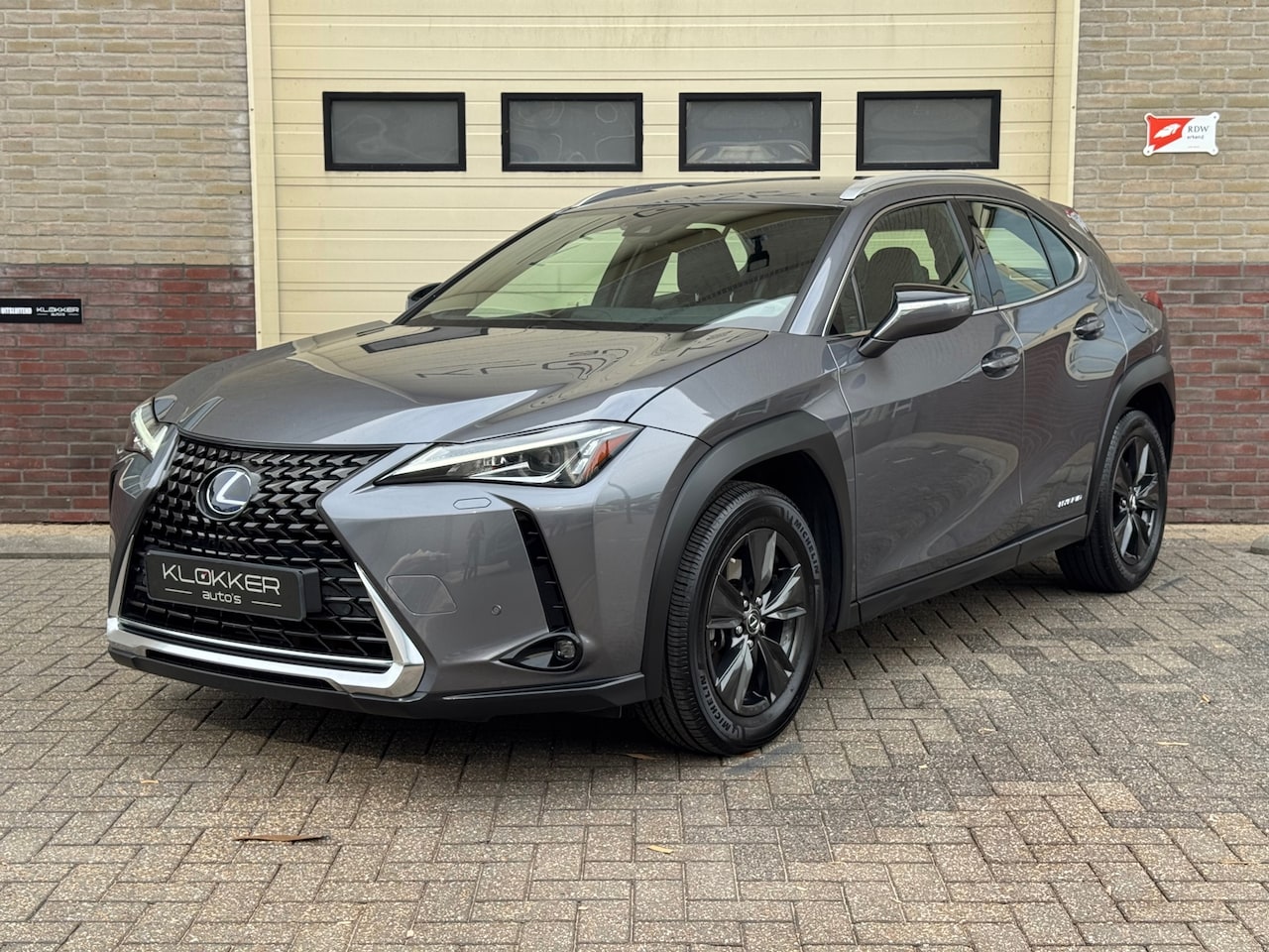 Lexus UX - 250h Business Line Dealer ondh.|2E EIG|ORIG NL|Line assist|Dodehoek detectie - AutoWereld.nl
