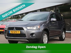 Mitsubishi Outlander - 2.0 Intro Edition 2e EIG_CLIMA_CRUIS_PDC V+A_AFN-TREKHAAK