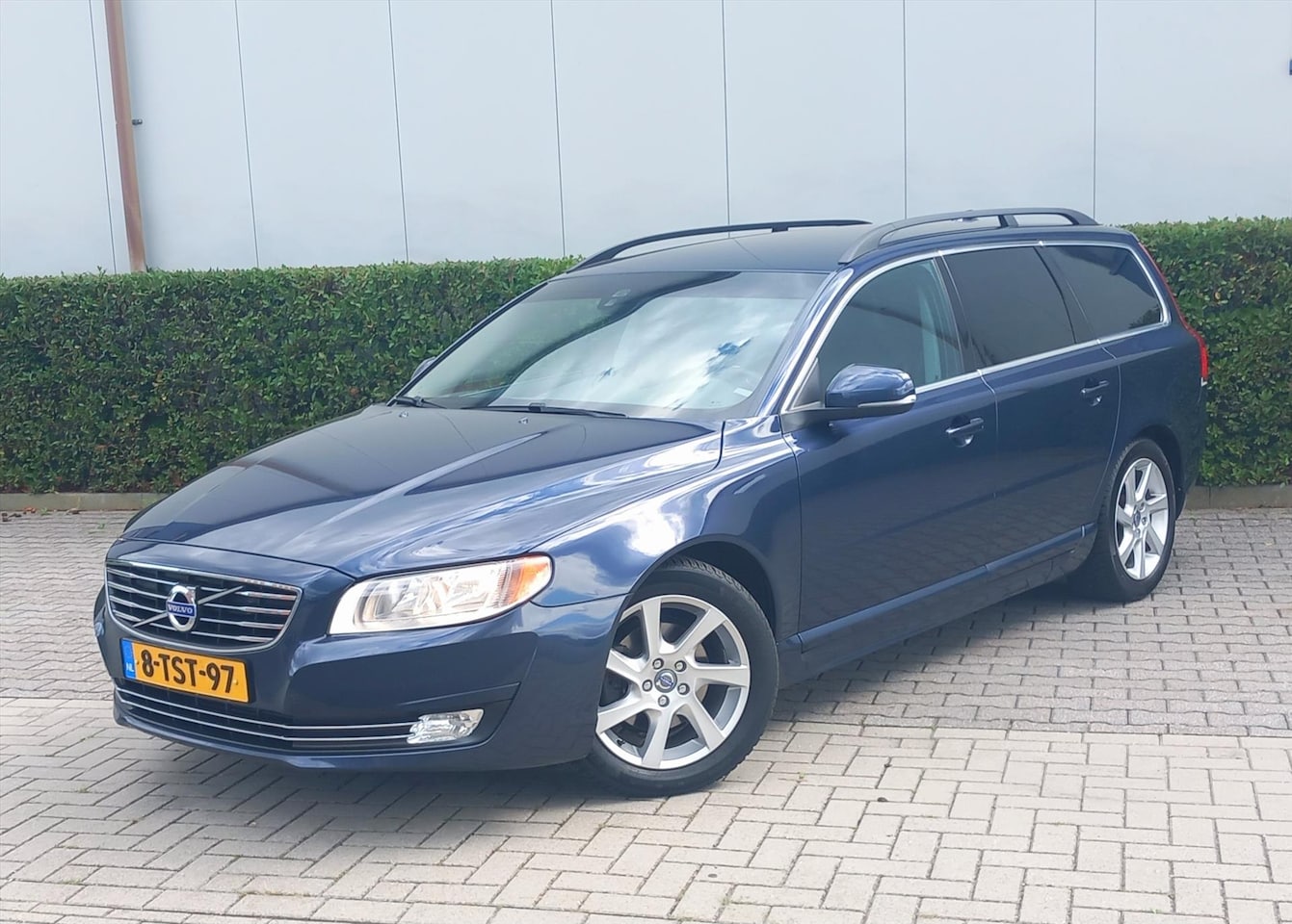 Volvo V70 - D2 115pk Start/Stop Powershift Nordic+ - AutoWereld.nl