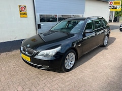 BMW 5-serie Touring - 525d Business Line Edition I 1E EIGENAAR NAVI LEDER CLIMATE AUTOMAAT TREKHAAK ELECTRISCH
