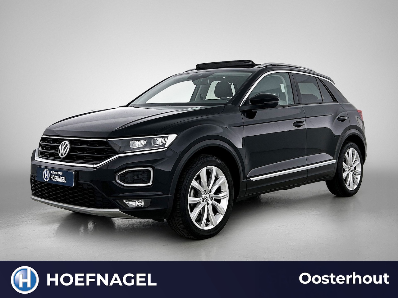 Volkswagen T-Roc - 1.5 TSI Sport Automaat | Adaptive Cruise | CarPlay | Camera | Panoramadak | Parkeersensore - AutoWereld.nl