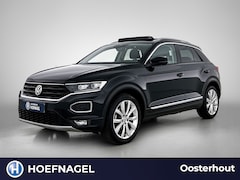Volkswagen T-Roc - 1.5 TSI Sport Automaat | Adaptive Cruise | CarPlay | Camera | Panoramadak | Parkeersensore