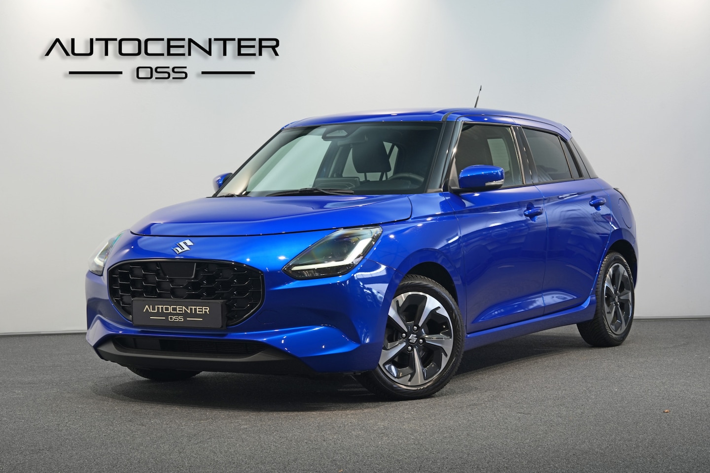 Suzuki Swift - 1.2 Style Smart Hybrid ✅ NAVI ✅ CAMERA ✅ ADAP.CRUISE ✅ ALL-SEASON ✅ CARPLAY - AutoWereld.nl
