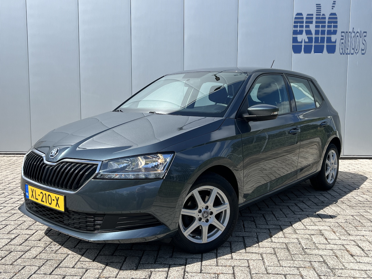 Skoda Fabia - 1.0 5 Drs Active Trekhaak Airconditioning Lichtmetalen Velgen Bluetooth Elek Pakket 5 deur - AutoWereld.nl
