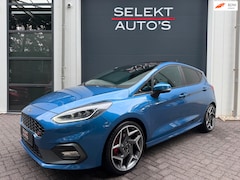 Ford Fiesta - 1.5 EcoBoost ST-3 Performance 200 Pk Pano/Launch Control/Sper Diff/Full Led/Cruise/Climate