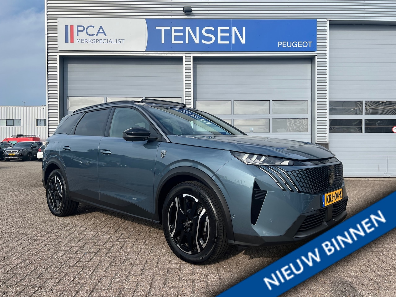 Peugeot 5008 - 1.6 Plug-in Hybrid 195 GT 7p | Panoramadak | Navigatie | Electrische achterklep | Keyless - AutoWereld.nl