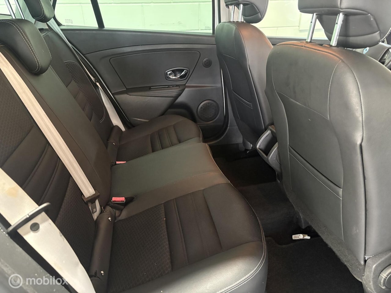 Renault Mégane Estate - 1.5 dCi Bose Navi - Apk - Cruise - Pdc