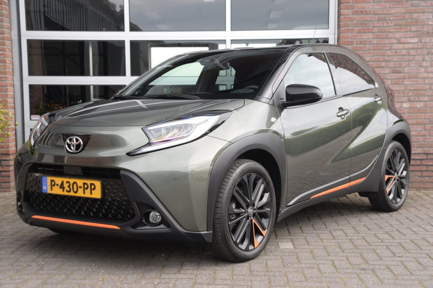 Toyota Aygo X - 1.0 VVT-i S-CVT Limited | JBL | Camera | Orig. NL | Automaat | - AutoWereld.nl