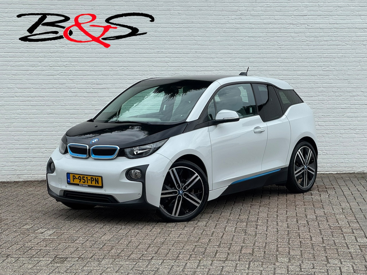 BMW i3 - Comfort Advance 22 kWh Camera Cruise Leder+verwarmd Media player 20 inch Lm - AutoWereld.nl