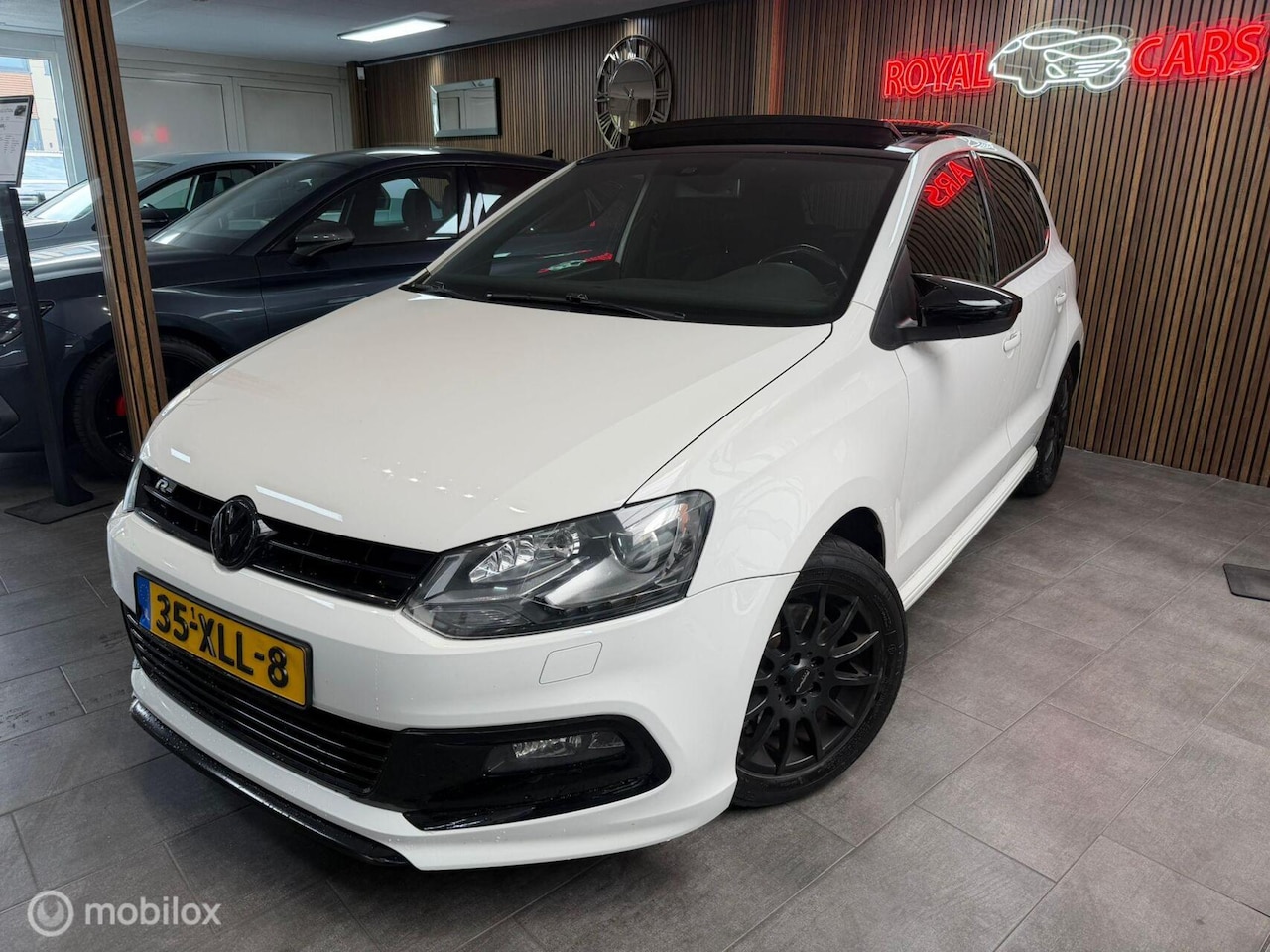 Volkswagen Polo - 1.2 TSI|3X R-Line|Pano|Led Pakket||Cruise C. - AutoWereld.nl