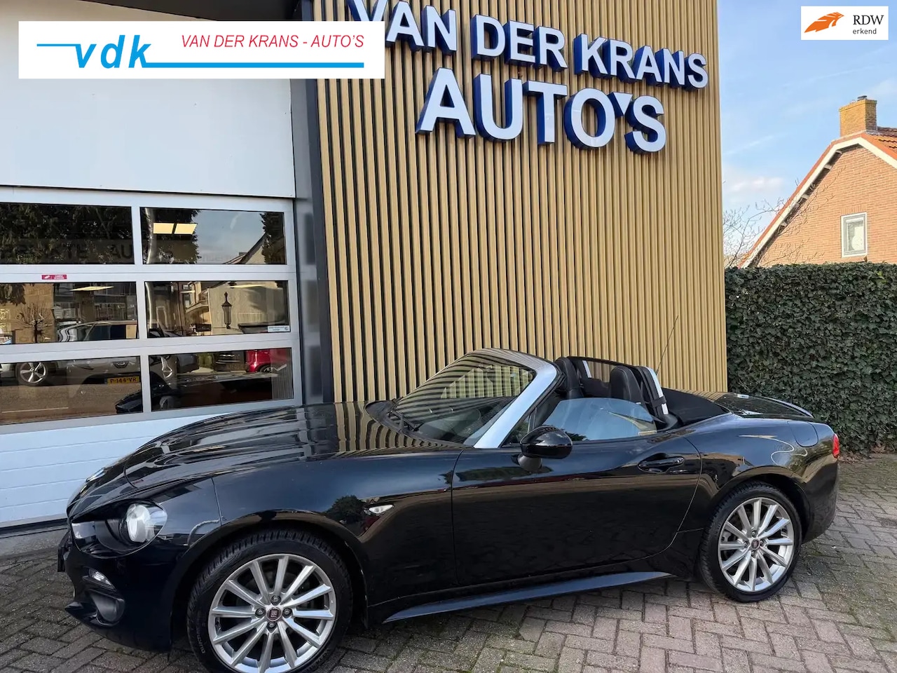 Fiat 124 Spider - 1.4 MultiAir Turbo Lusso 1.4 MultiAir Turbo Lusso - AutoWereld.nl