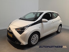 Toyota Aygo - 1.0 VVT-i x-play - Apple Carplay / Android Auto