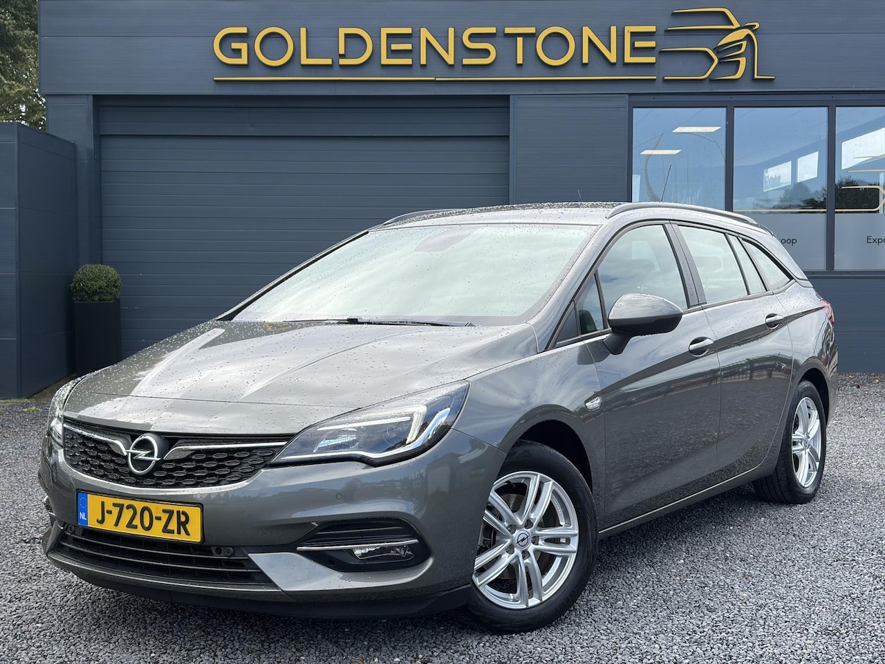 Opel Astra - 1.2 Business Edition 147pk l 2e Eigenaar l Trekhaak l Navi l Carplay l 6 Bak l Clima l Cru - AutoWereld.nl