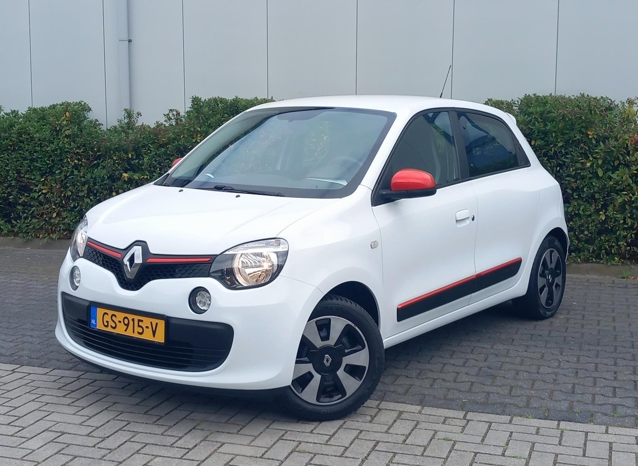 Renault Twingo - 1.0 SCe 70pk S&amp;S Collection - AutoWereld.nl