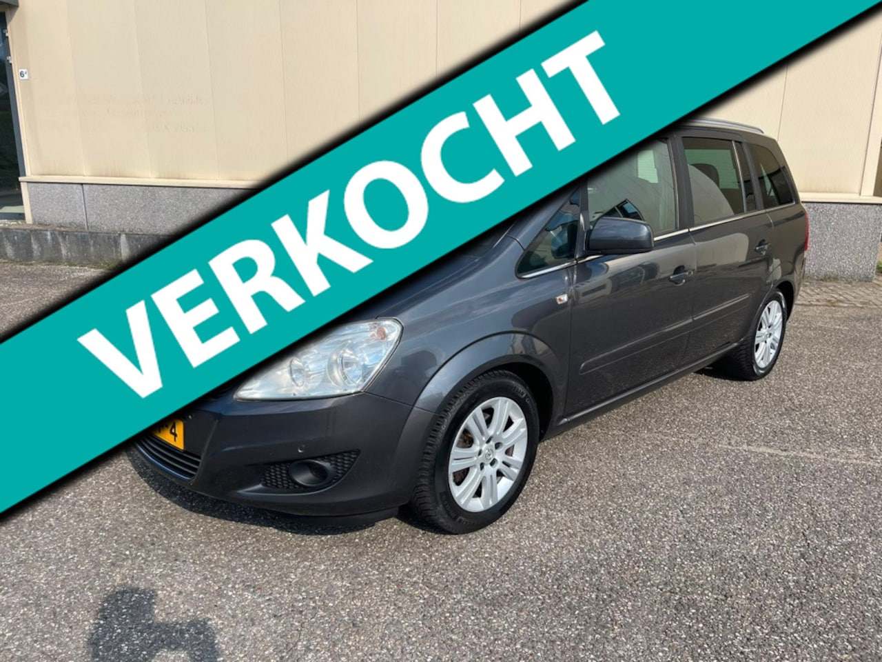 Opel Zafira - 1.8 Cosmo 7 Persoons ! Airco ! - AutoWereld.nl