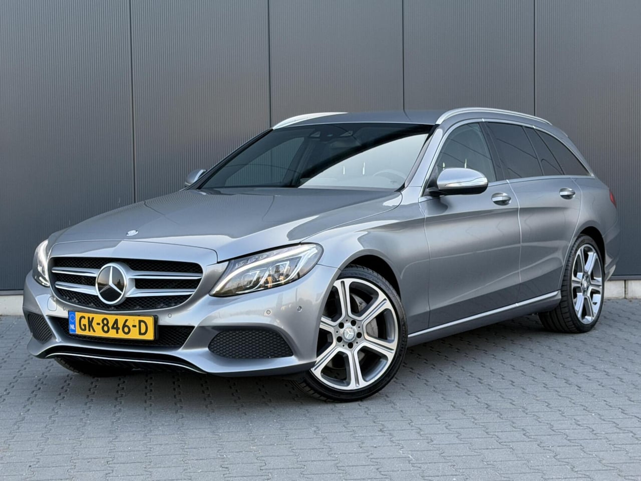 Mercedes-Benz C-klasse Estate - 350e Burmester - Airmatic - Led - Distronic Plus - AutoWereld.nl