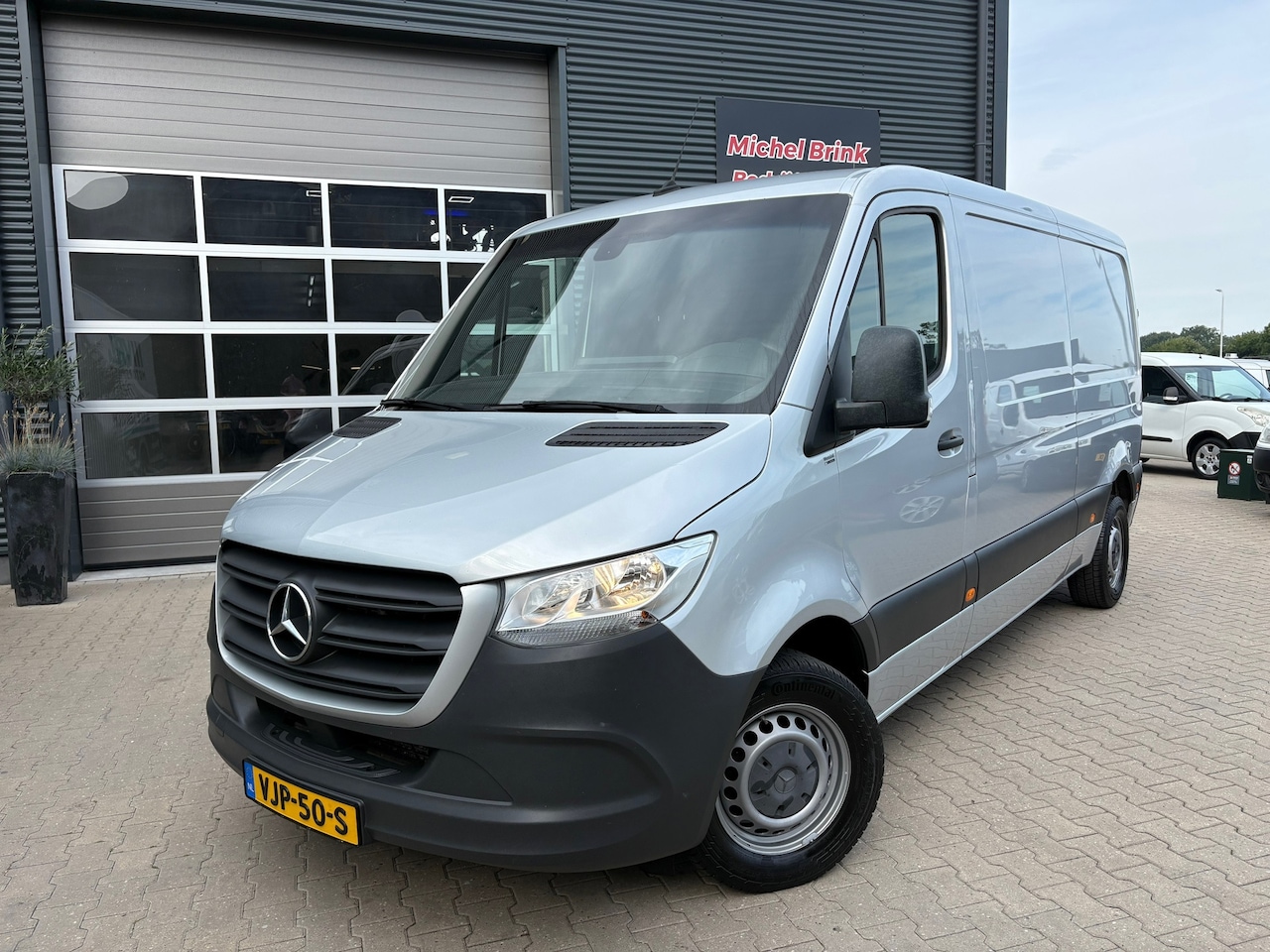 Mercedes-Benz Sprinter - 211 2.2 CDI L2H1 Automaat - AutoWereld.nl
