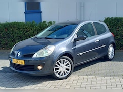Renault Clio - 1.2 16V 55KW 3-DRS Collection