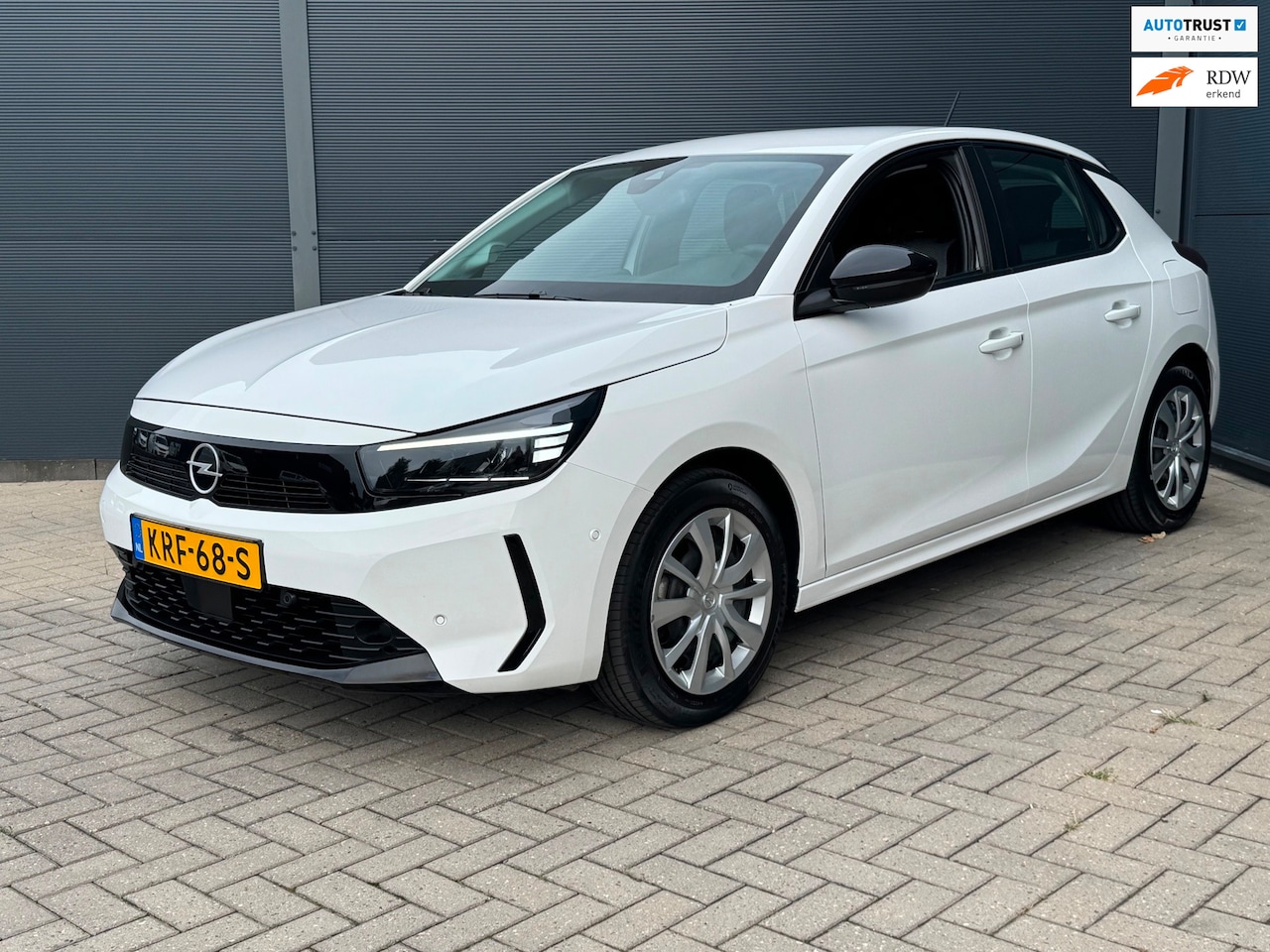Opel Corsa - 1.2 Edition / Carplay / Facelift / Camera / 18.000 km !!! - AutoWereld.nl