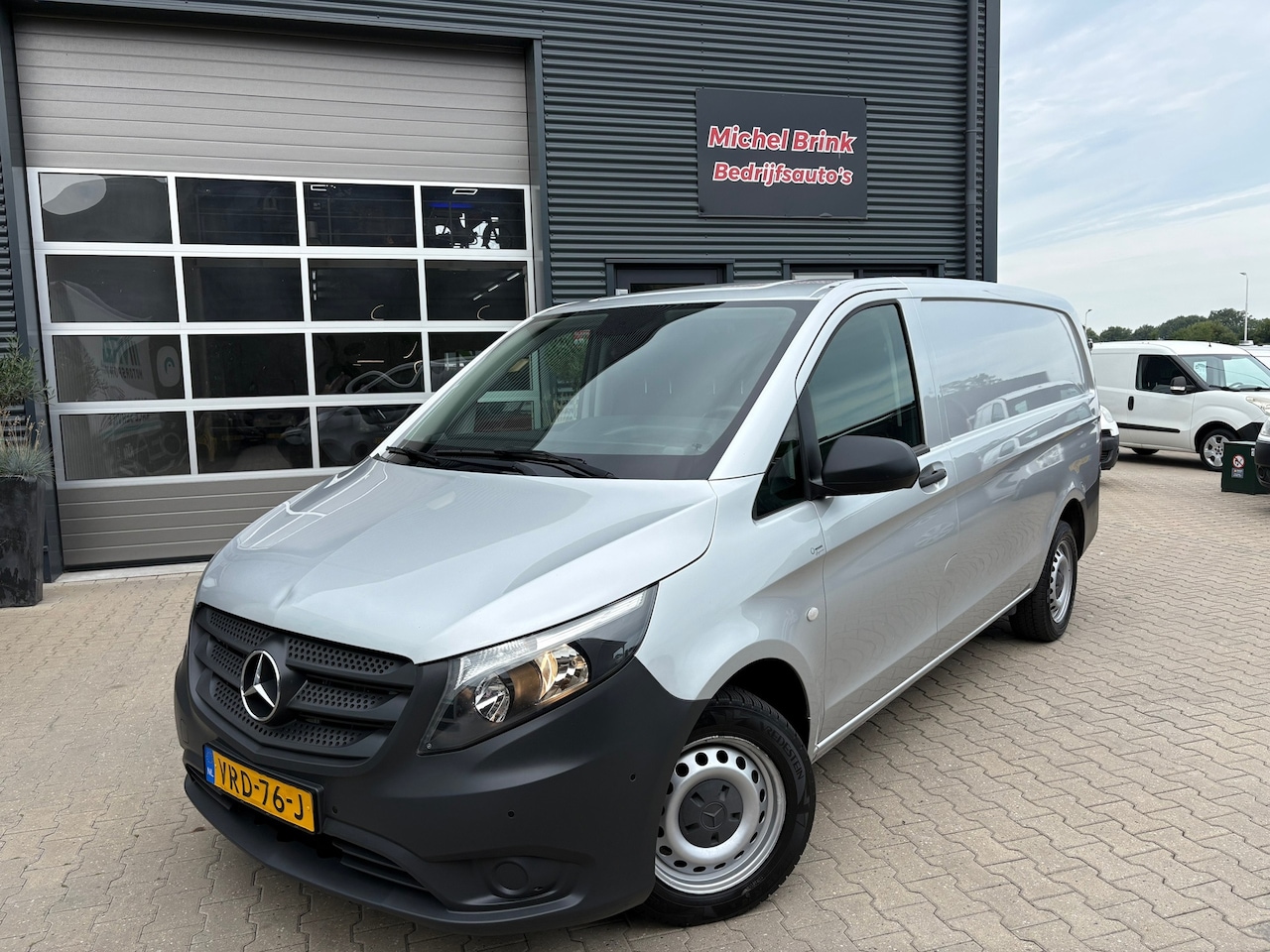Mercedes-Benz Vito - 114 CDI Lang Automaat - AutoWereld.nl