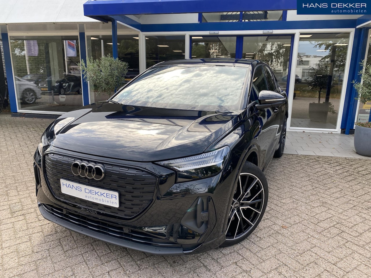 Audi Q4 Sportback e-tron - 45 quattro S Edition 82 kWh Stoel + Stuurverwarming / Sonos Audio / ACC - AutoWereld.nl