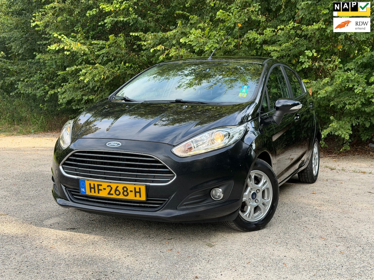 Ford Fiesta - 1.5 TDCi Titanium | Airco + Navi Nu € 3.450,- !!! - AutoWereld.nl