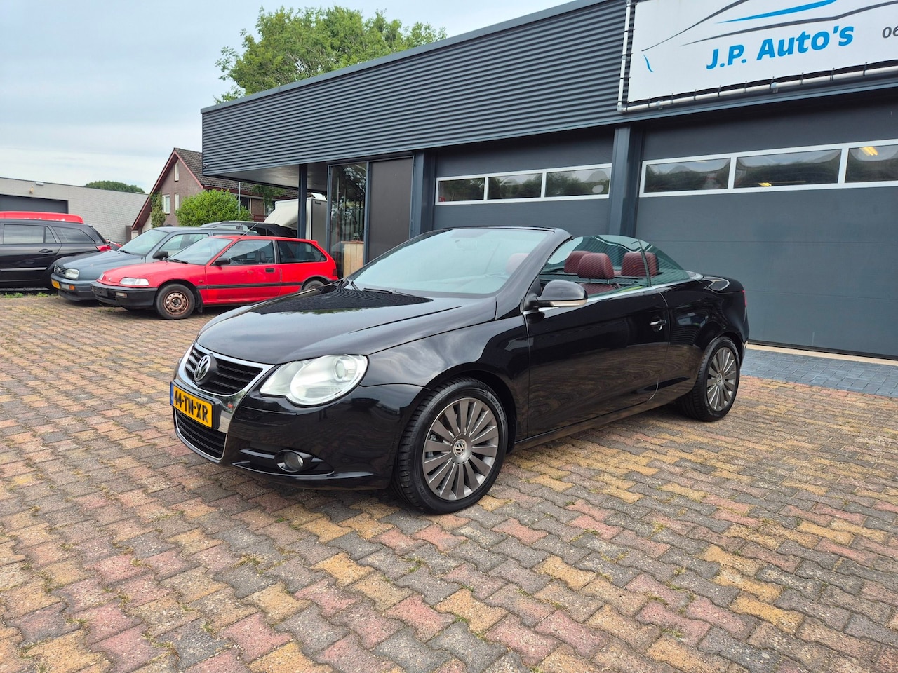 Volkswagen Eos - 2.0-16v FSI AIRCO NIEUWE APK - AutoWereld.nl