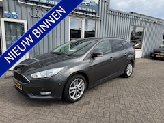 Ford Focus Wagon - 1.0 Titanium