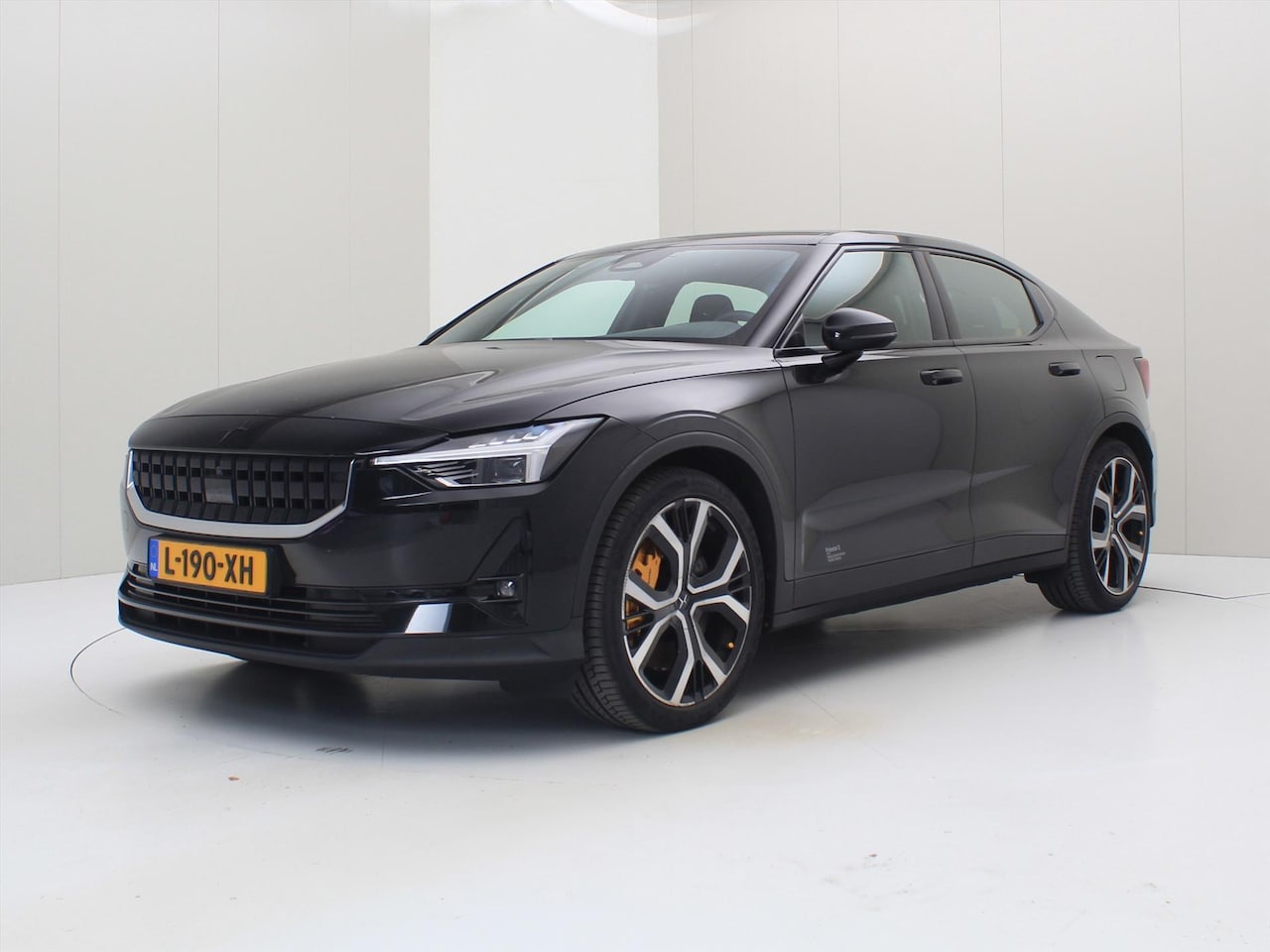 Polestar 2 - Long Range Dual Motor 408pk 94.5% SoH Performance [ PILOT PLUS+20 INCH+PANO+CARPLAY ] - AutoWereld.nl