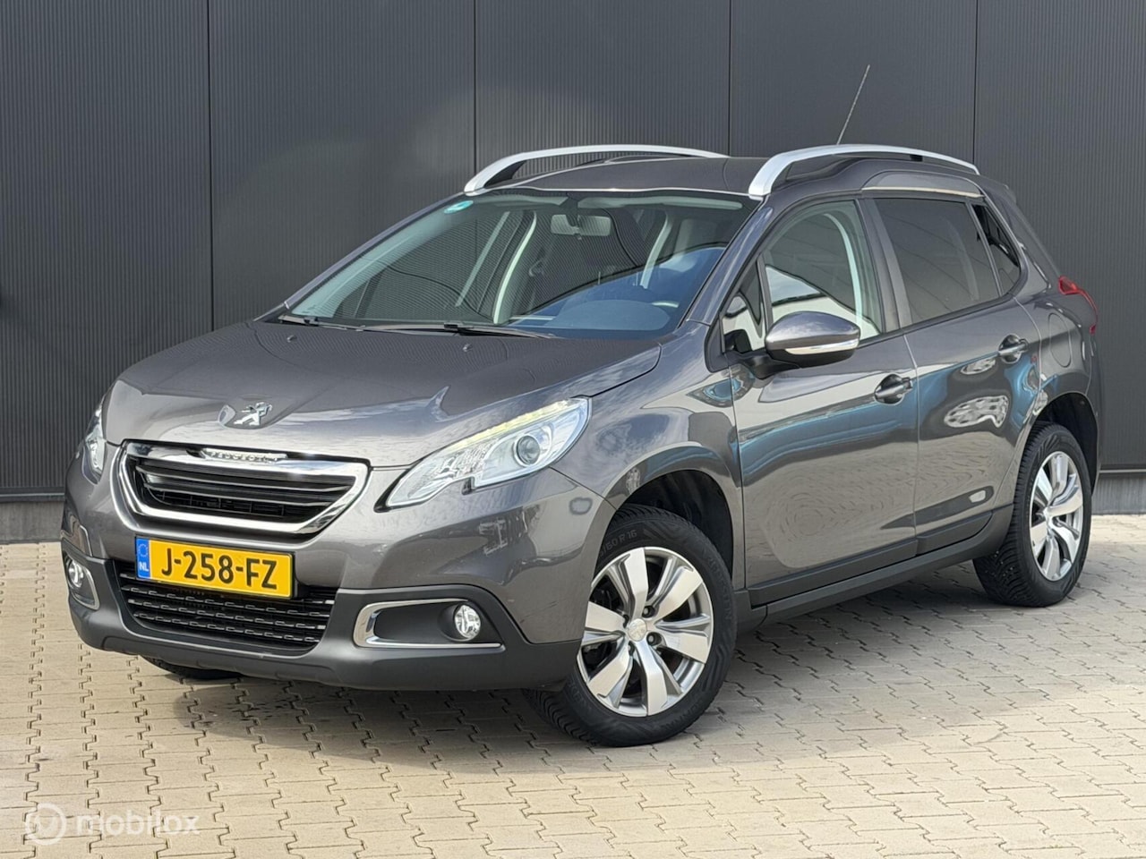 Peugeot 2008 - 1.2 110PK BL Executive | CRUISE | TREKHAAK | - AutoWereld.nl