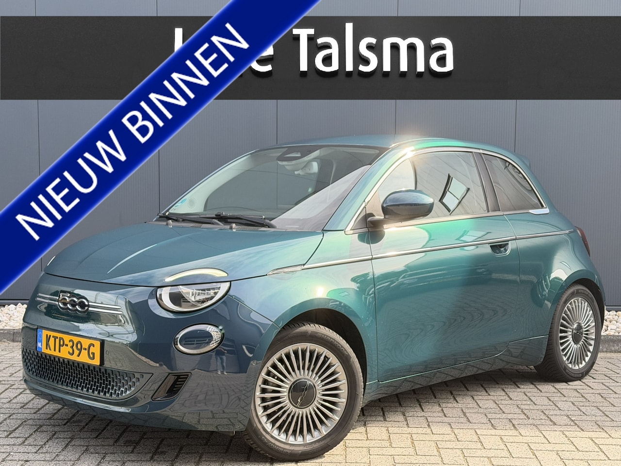 Fiat 500e - Urban 42 kWh | Pack Style | Pack Comfort | Camera | Stoelverwarming | Cruise control | Lan - AutoWereld.nl