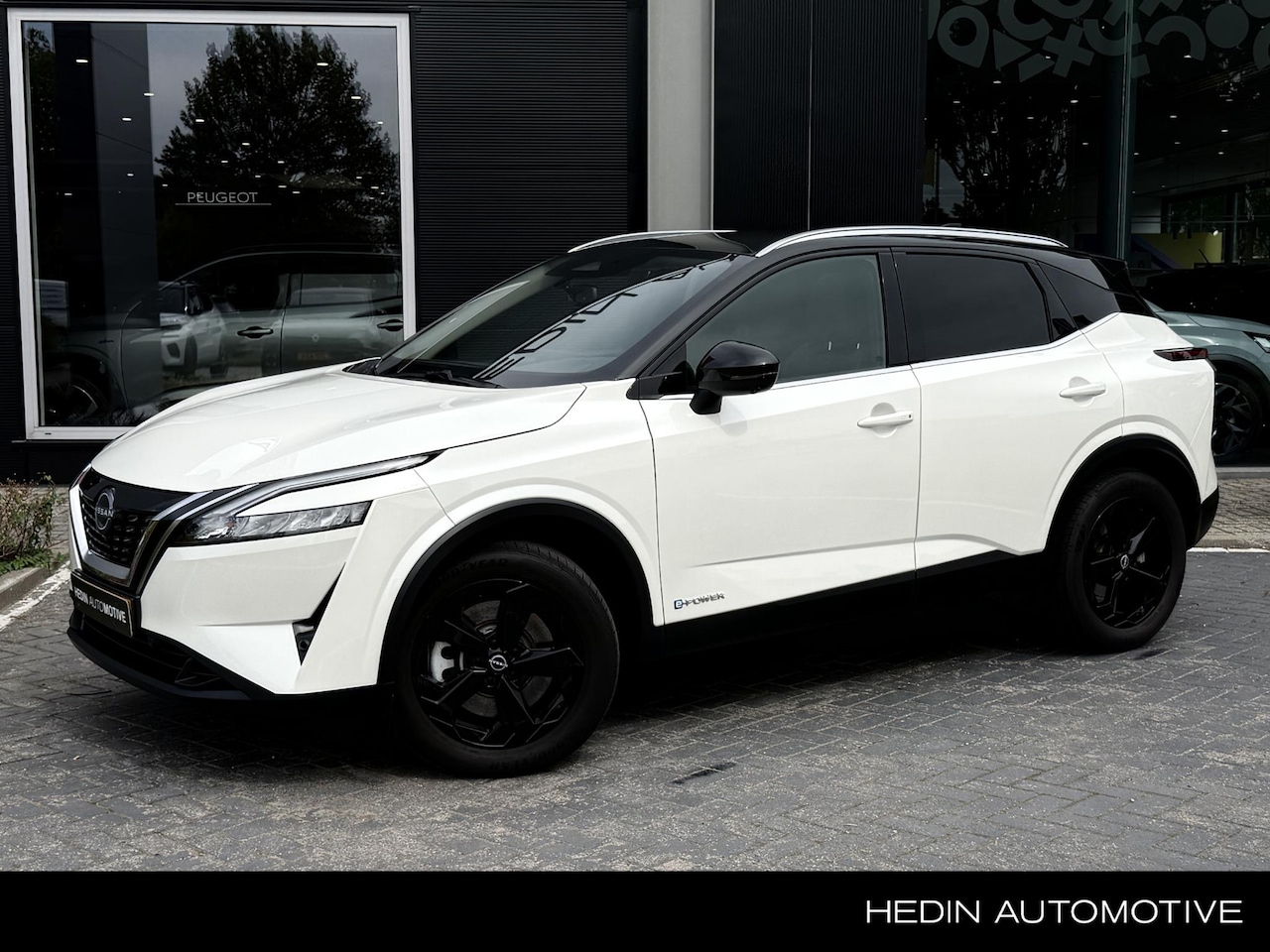 Nissan Qashqai - 1.5 e-Power Black Edition | Pano | Afn trekhaak | Stoelverwarming - AutoWereld.nl