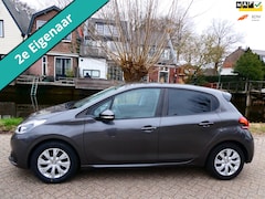 Peugeot 208 - 1.2i 5-deurs 112.000km. Airco Carplay Cruise Navi 2e eig