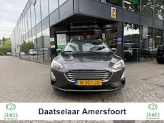 Ford Focus Wagon - 1.0 EcoBoost Titanium X Business Trekhaak Camera Stoel en stuur verwarming