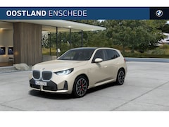 BMW X3 - 30e xDrive M Sport Automaat / Panoramadak / Trekhaak / Adaptieve LED / Comfort Access / St