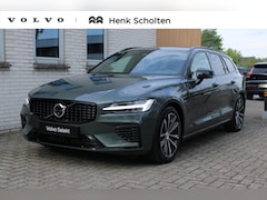 Volvo V60 - T8 Plug-in hybrid AWD Plus Dark | Panoramadak | Trekhaak | Verwarmbare voorstoelen, achter